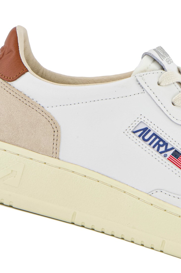 Basket Medalist Low Leather / Suede White / Coco shl Autry