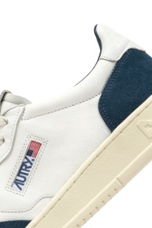 Basket Medalist Low Leather Goat / Suede Blanc / Capri Autry