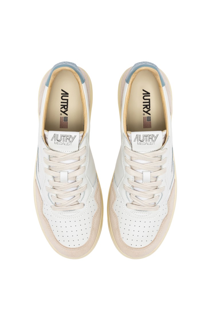 Basket Medalist Low Leather / Suede  White / Slv Blue Autry